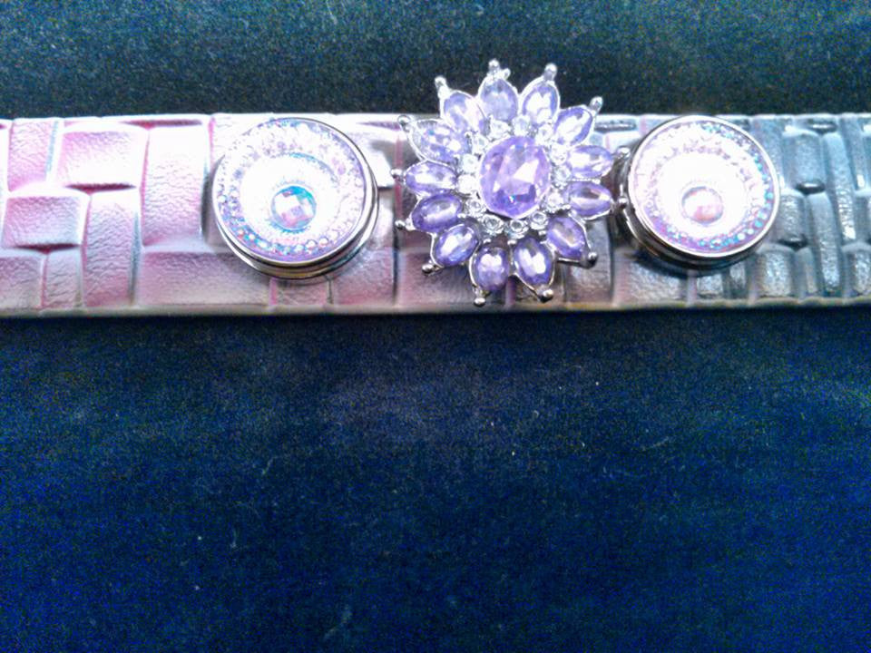 HOT NEW FASHION SNAP AND SWITCH 18mm Snaps LEATHER BRACELET PURPLE with multiple snaps