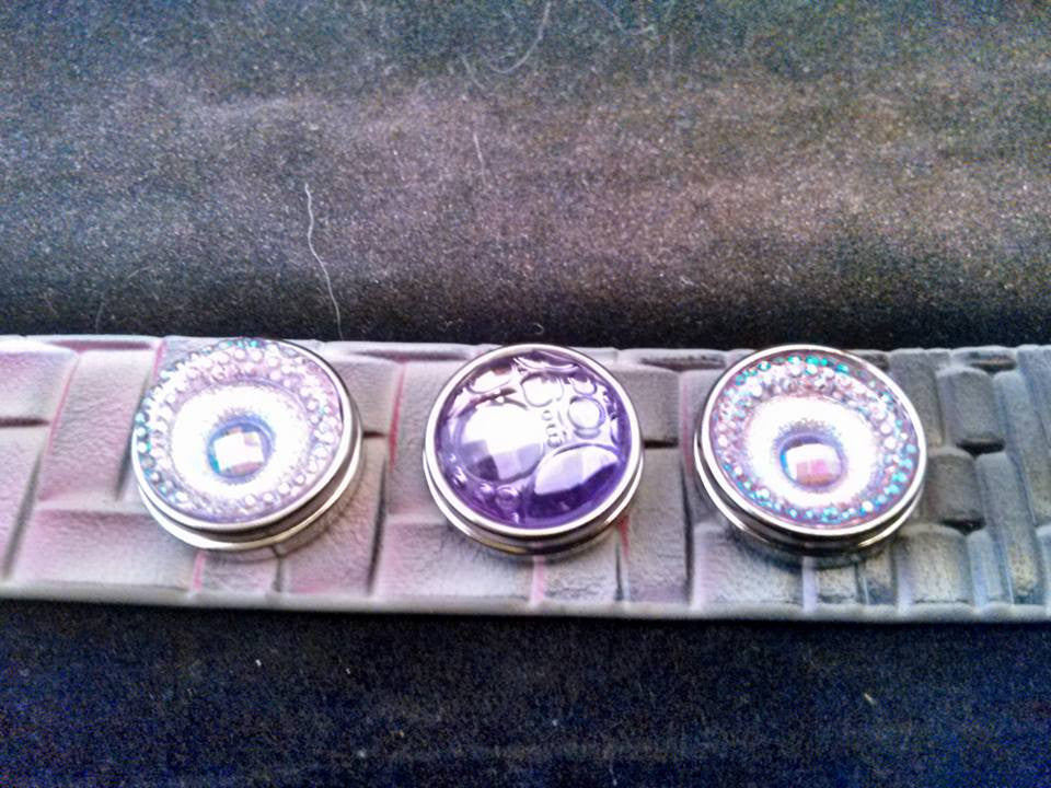 HOT NEW FASHION SNAP AND SWITCH 18mm Snaps LEATHER BRACELET PURPLE with multiple snaps