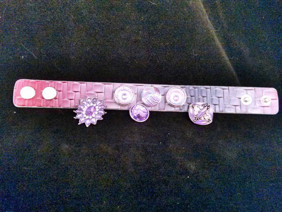 HOT NEW FASHION SNAP AND SWITCH 18mm Snaps LEATHER BRACELET PURPLE with multiple snaps