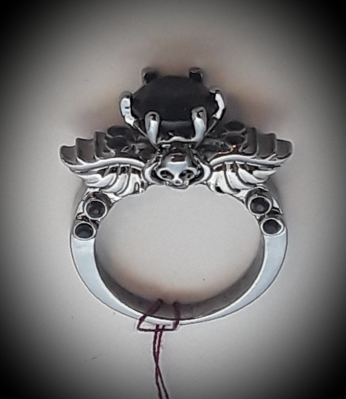 Angel wings and skull ring black