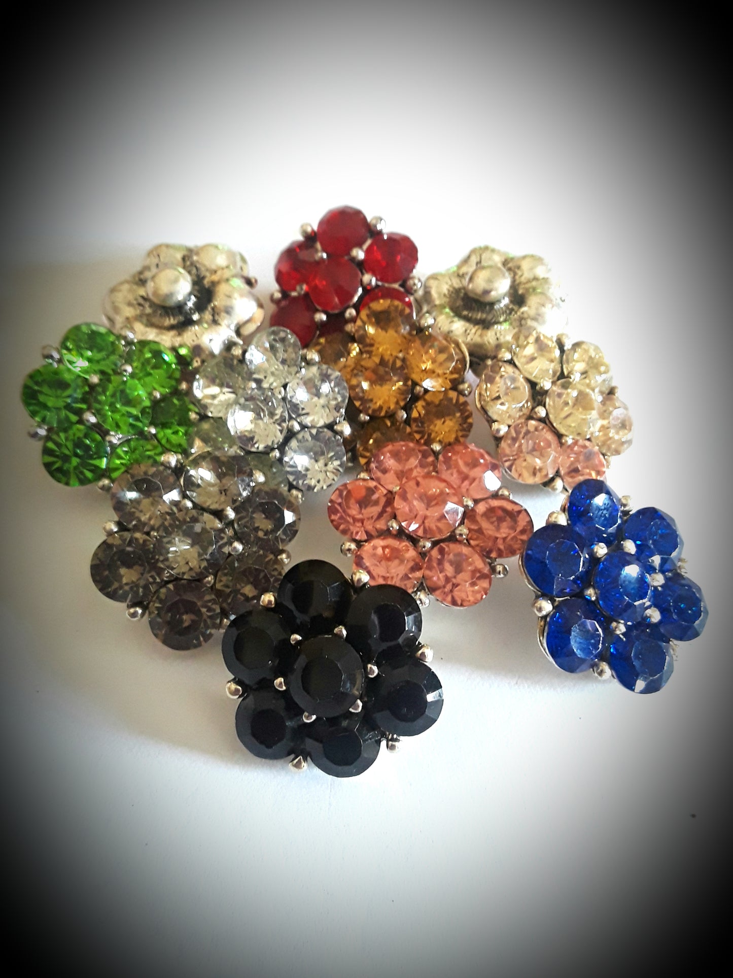 Nooda SNAP AND SWITCH 18mm Snaps multiple colors Rhinestone clusters