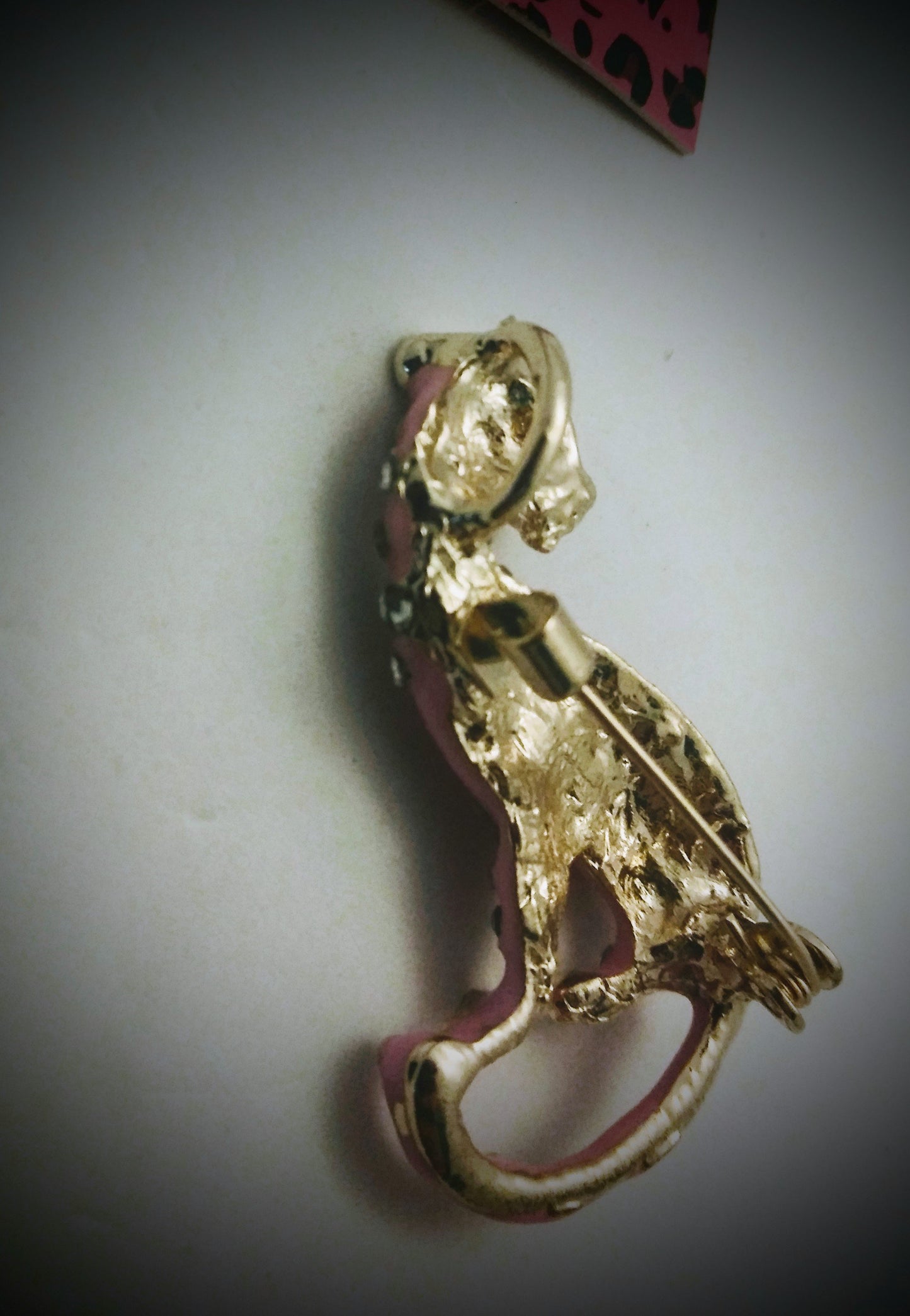 BETSEY
JOHNSON BEAUTIFUL TEAL AND CRYSTAL RHINESTONES PANTHER CAT PENDANT/BROACH