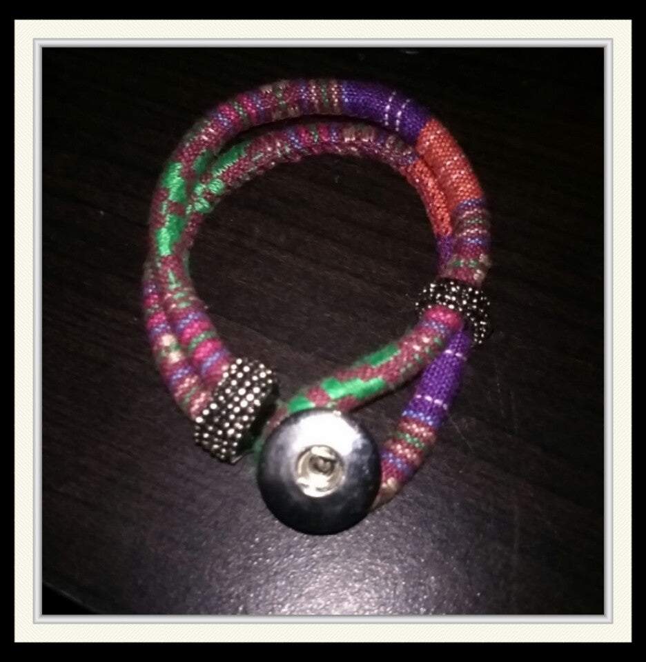 Hot new product Snap and Switch bracelet