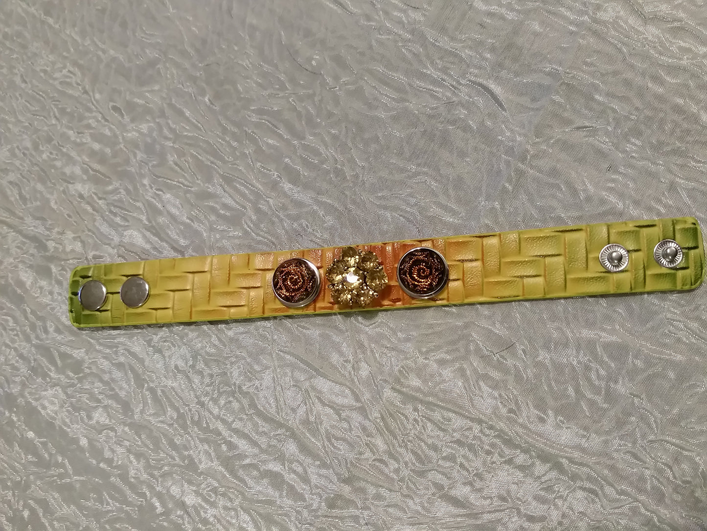 Hot 🔥 new snap jewelry Leather bracelet 18mm snaps yellow